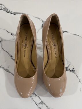 Chinese Laundry Blush Patent Round-Toe Pumps